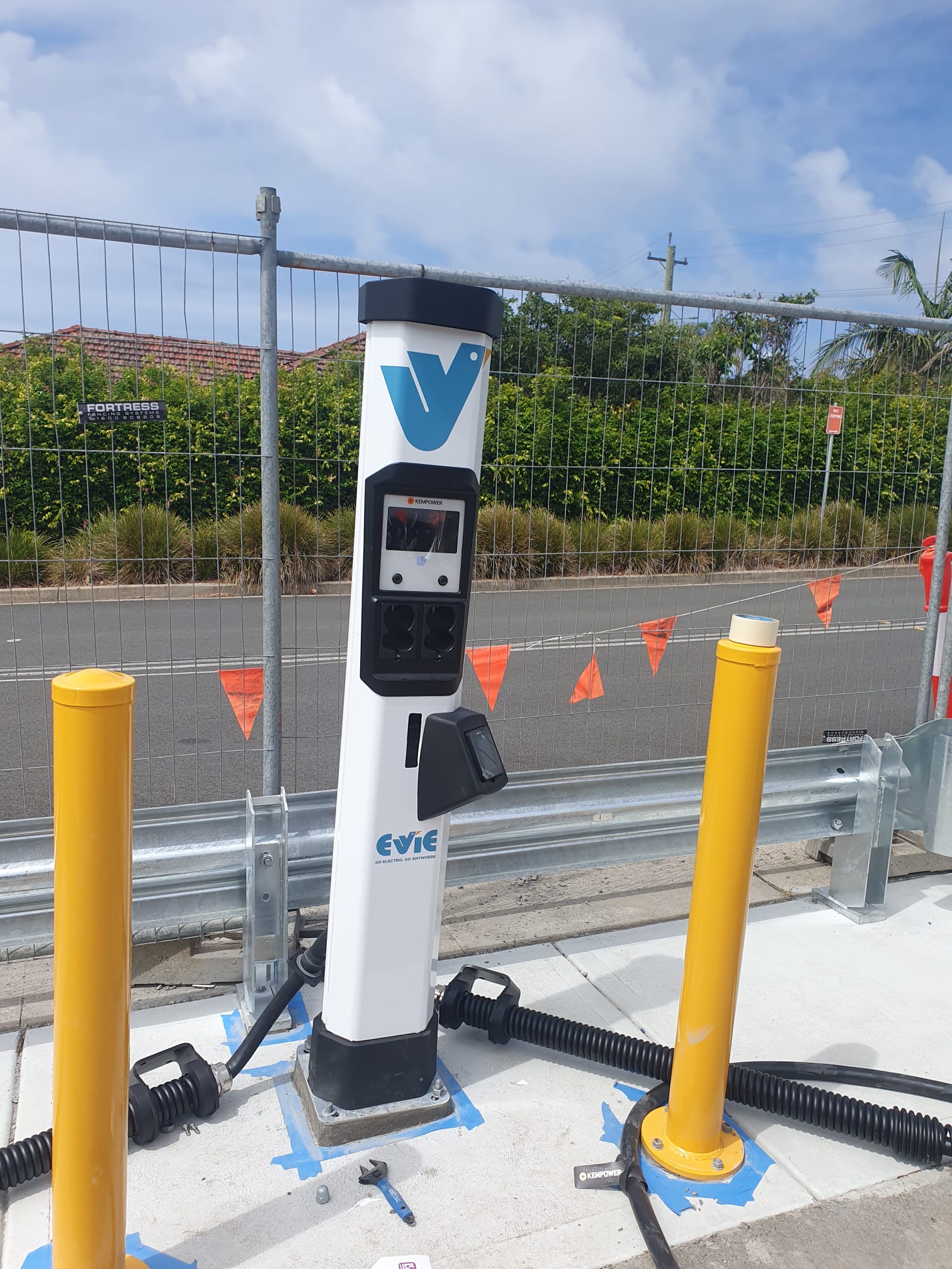 Evie Networks branded Kempower EV charger wrap by Achurch Signs Sydney