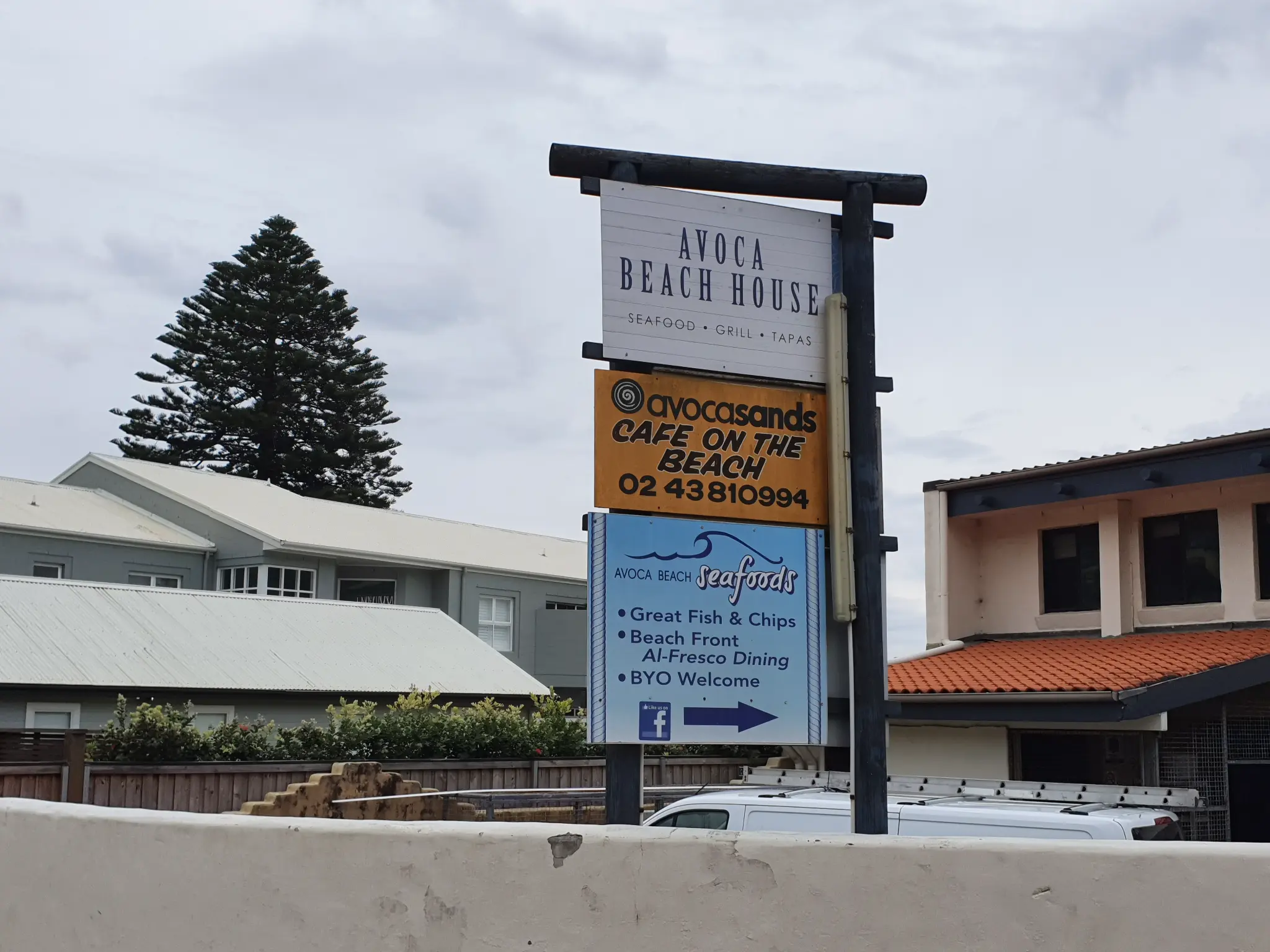 Avoca Beach House roadside pylon signage
