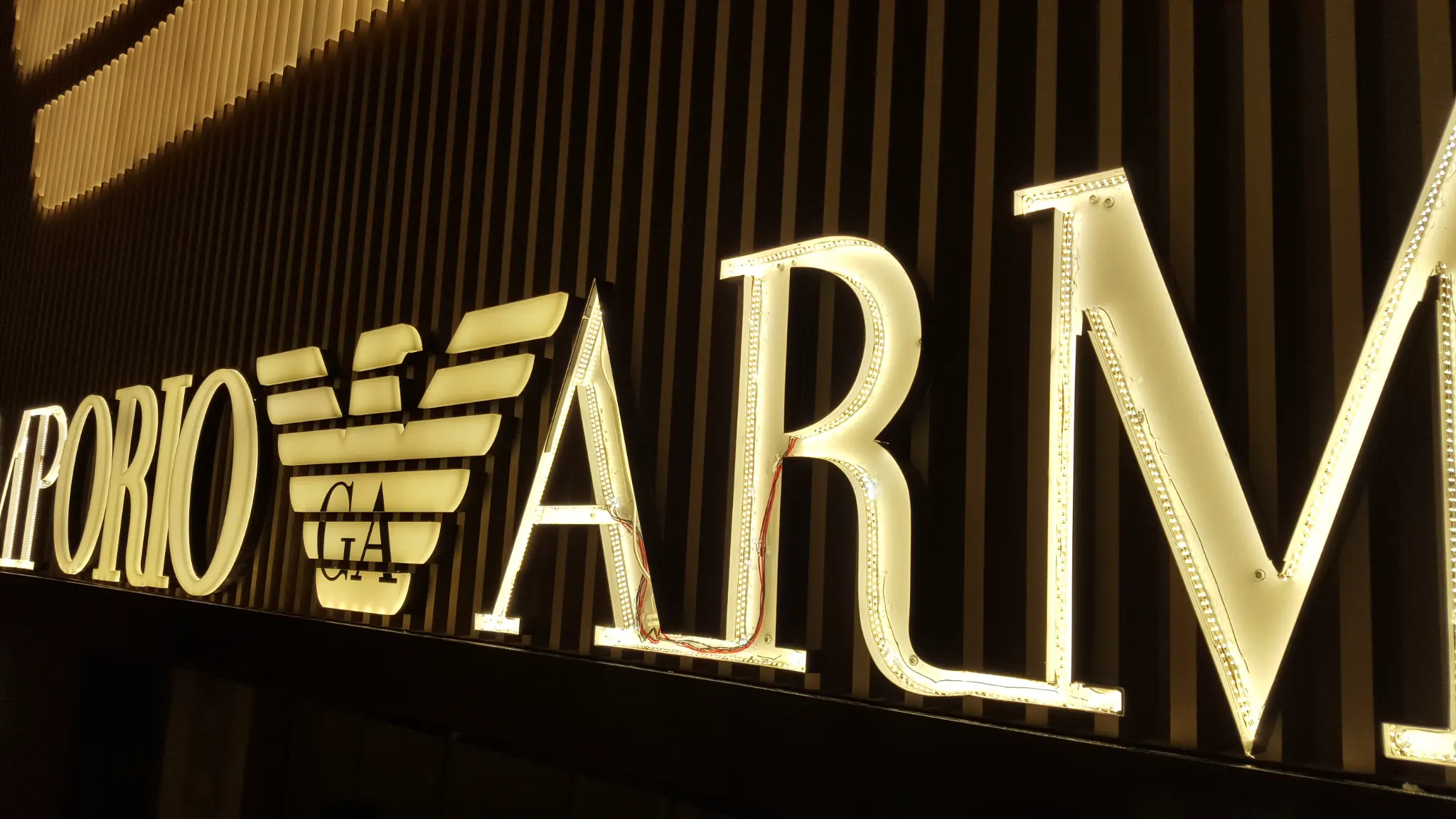 Emporio Armani illuminated letter detail